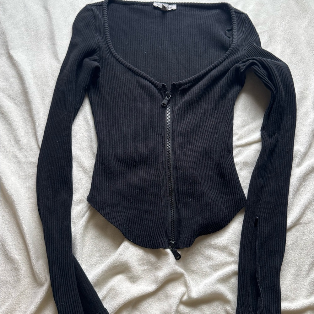 Black Ribbed Zipper Top
